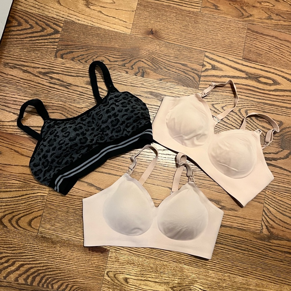 Momcozy Nursing Bra Lot